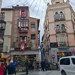 Virgen De Alfileritos