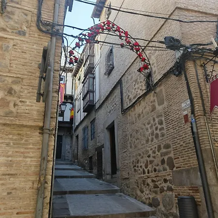 Virgen De Alfileritos Apartment Toledo