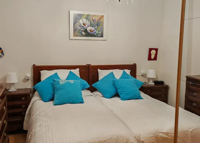 Virgen De Alfileritos