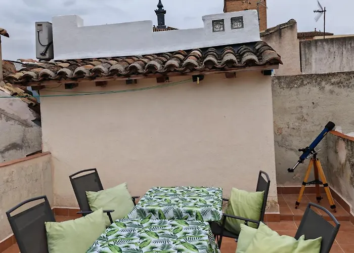 Virgen De Alfileritos